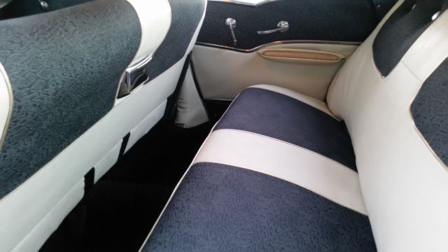 1957 turquoise / white Chevrolet Bel Air/150/210 HARDTOP