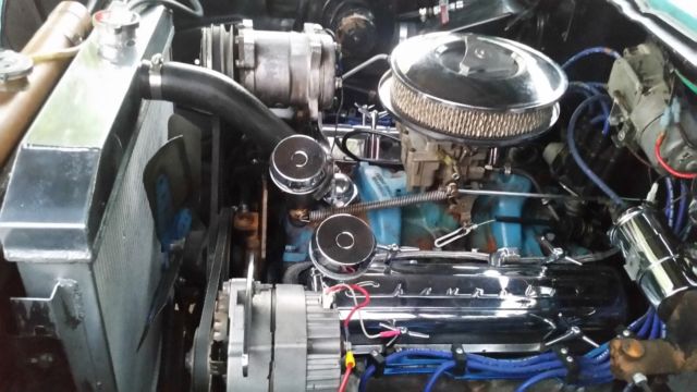 1957 turquoise / white Chevrolet Bel Air/150/210 HARDTOP
