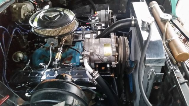 1957 turquoise / white Chevrolet Bel Air/150/210 HARDTOP