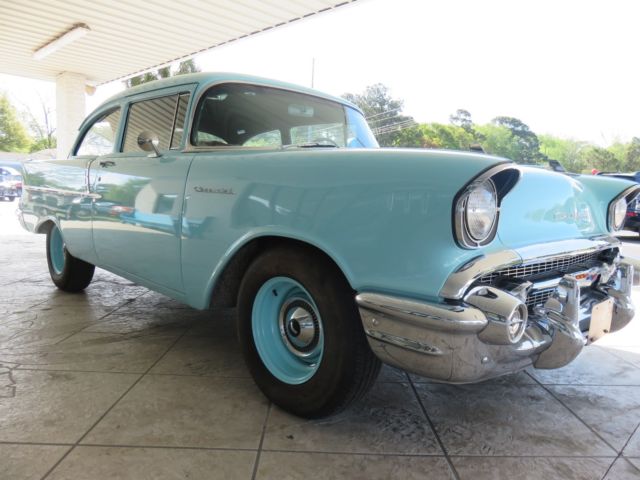1957 Chevrolet Bel Air/150/210