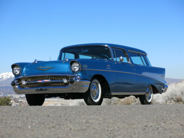 1957 Turquoise Chevrolet Nomad Wagon