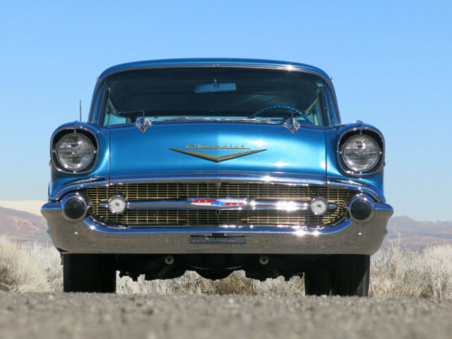 1957 Turquoise Chevrolet Nomad Wagon