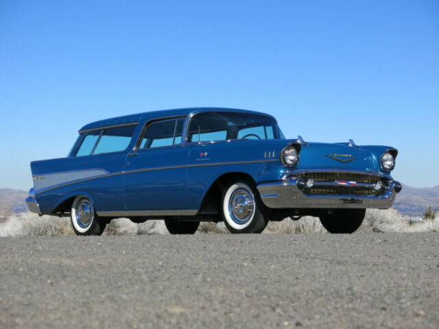 1957 Turquoise Chevrolet Nomad Wagon