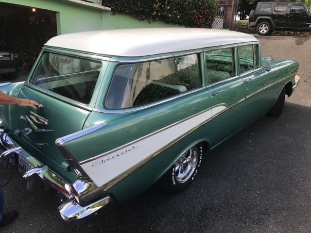 1957 Green Chevrolet Bel Air/150/210 Wagon