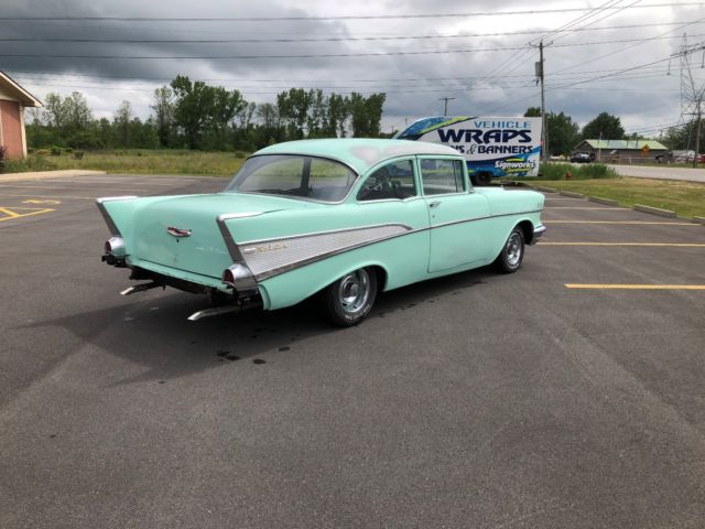 1957 Green Chevrolet Bel Air/150/210 Coupe