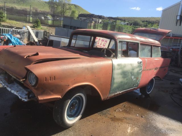 1957 Green red primer Chevrolet Bel Air/150/210 Wagon