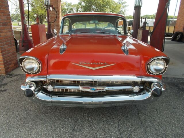 1957 Chevrolet Bel Air/150/210