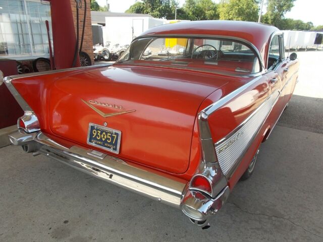 1957 Chevrolet Bel Air/150/210