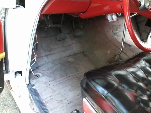 1957 White Chevrolet Bel Air/150/210 Wagon