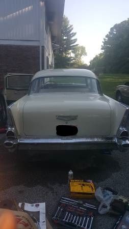 1957 beige Chevrolet Bel Air/150/210