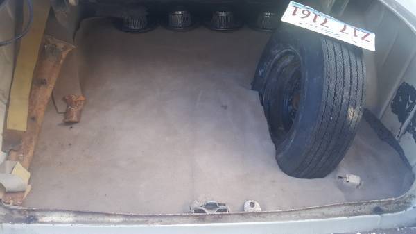 1957 beige Chevrolet Bel Air/150/210