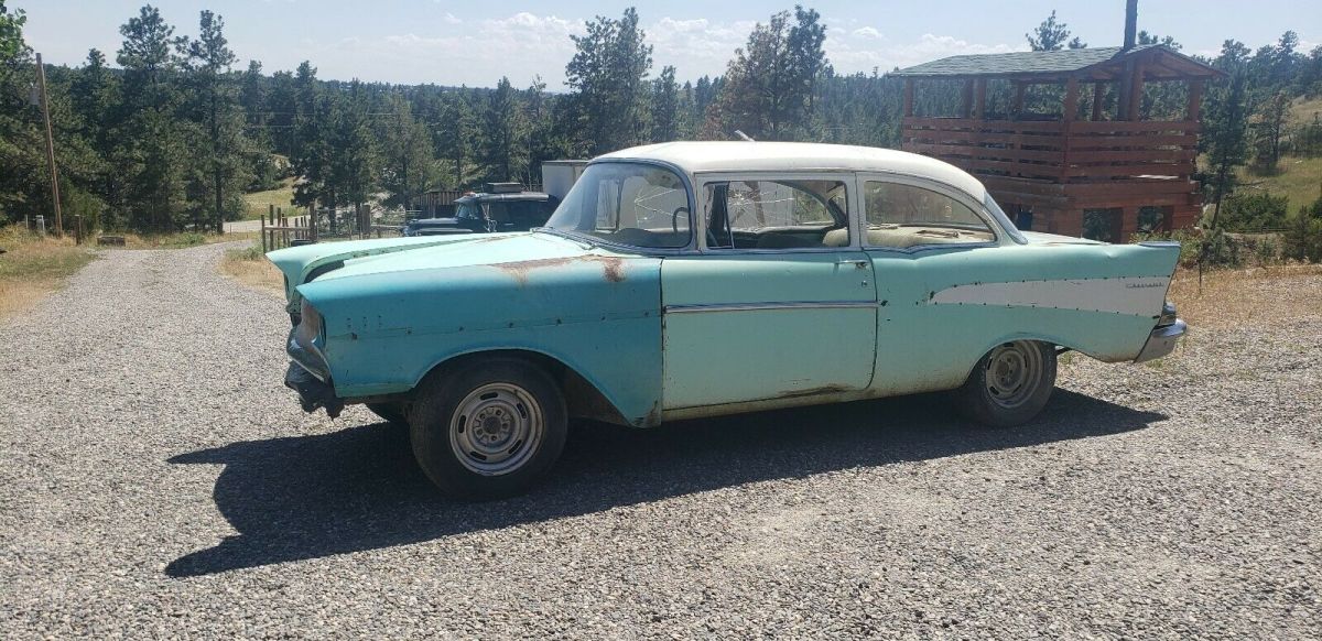 1957 Chevrolet Bel Air/150/210 Sedan