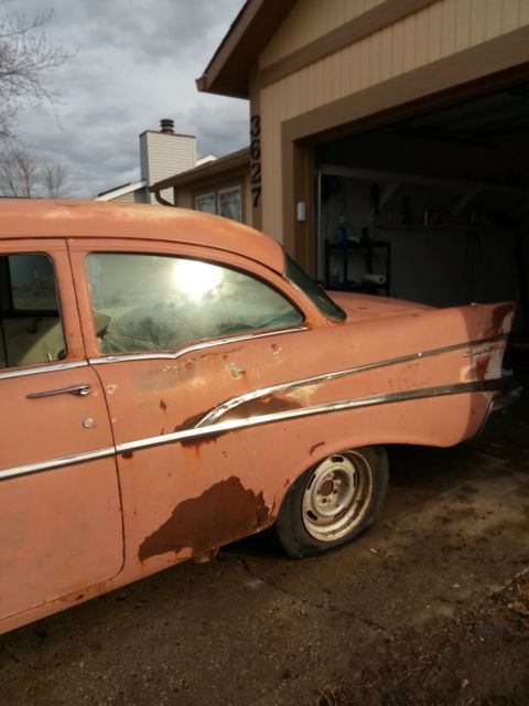 1957 Canyon coral Chevrolet Bel Air/150/210 Sedan