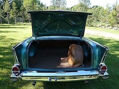 1957 Chevrolet Bel Air/150/210