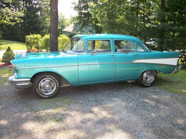 1957 Teal Chevrolet Bel Air/150/210 Sedan