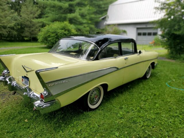 1957 Yellow Chevrolet Bel Air/150/210 Sedan