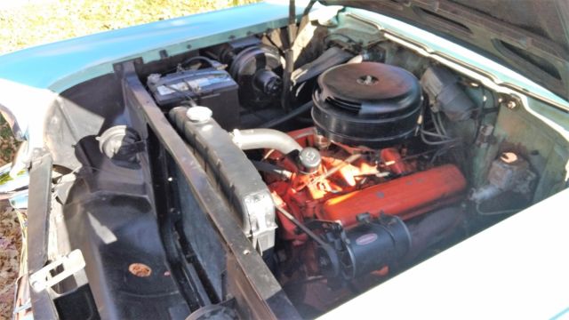1957 Two-tone white/blue Chevrolet Bel Air/150/210 Sedan