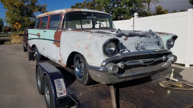1957 Green Chevrolet 210 2Dr Wagon