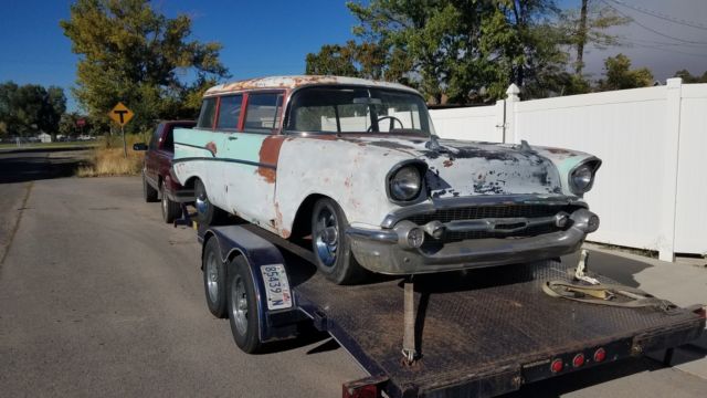 1957 Green Chevrolet 210 2Dr Wagon
