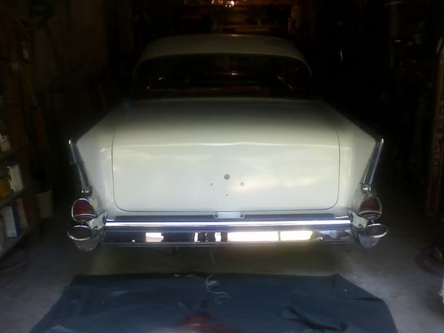1957 White Chevrolet Bel Air/150/210 coupe no post