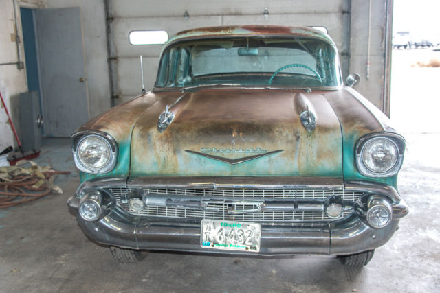 1957 Green Chevrolet Bel Air/150/210 sedan