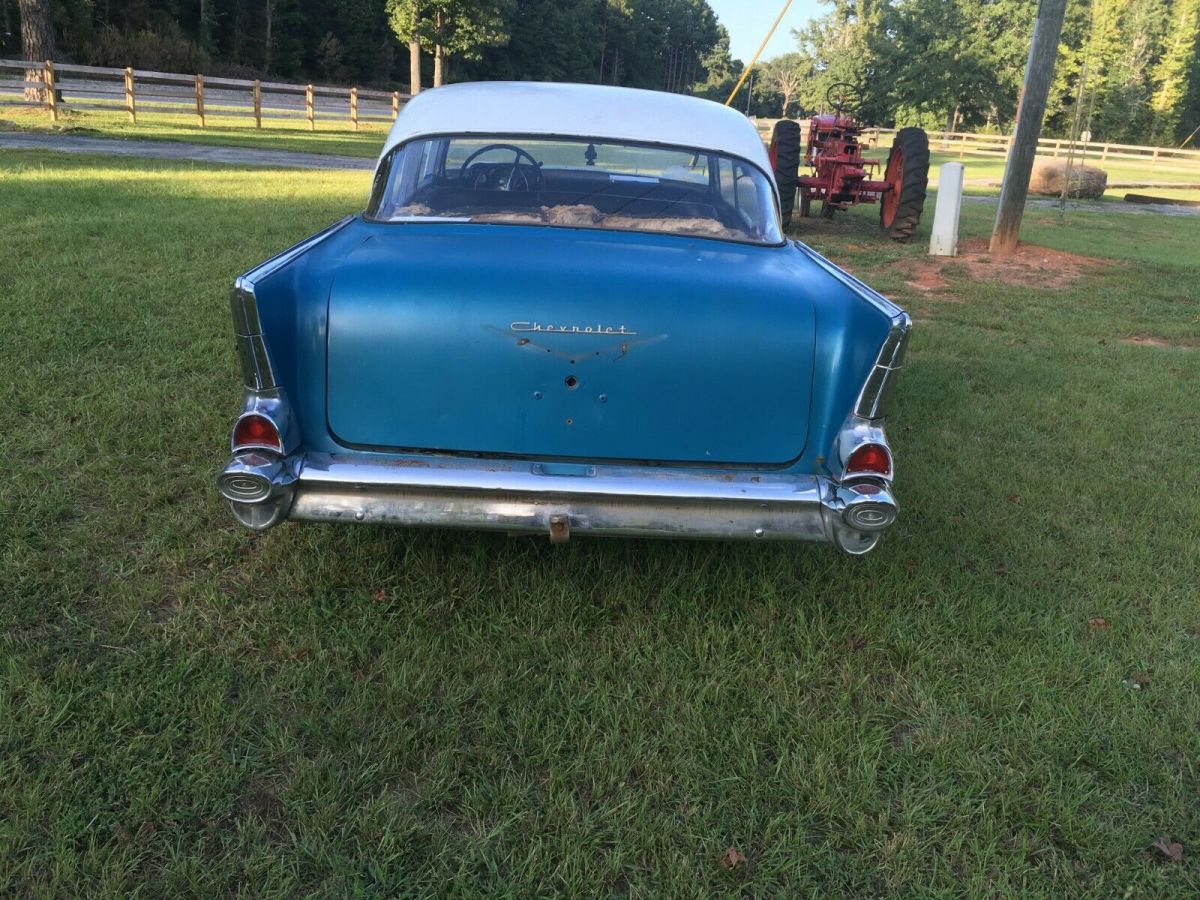 1957 Blue Chevrolet Bel Air/150/210 Sedan