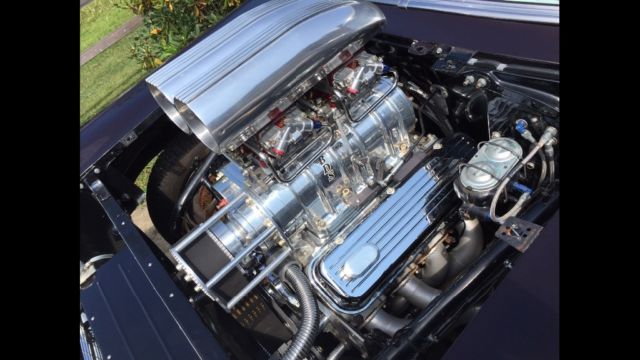 1957 Silver Chevrolet Bel Air/150/210 Sedan