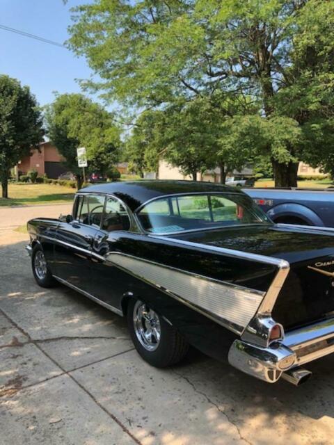 1957 BLACK Chevrolet Bel Air/150/210 Coupe