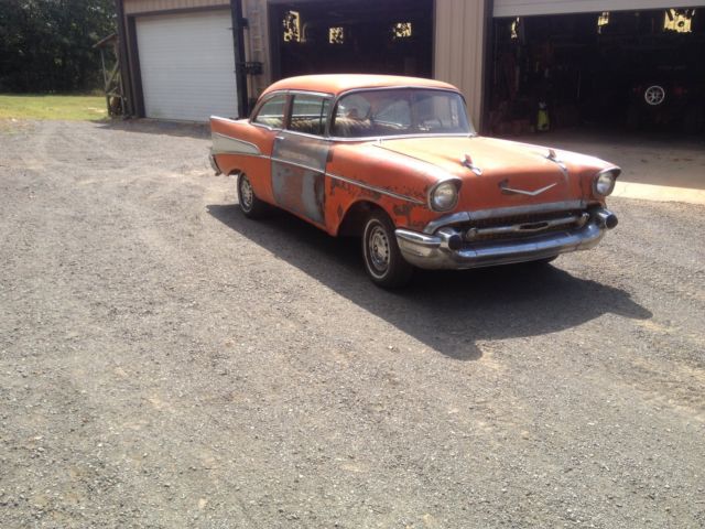 1957 white/red Chevrolet Bel Air/150/210 Sedan
