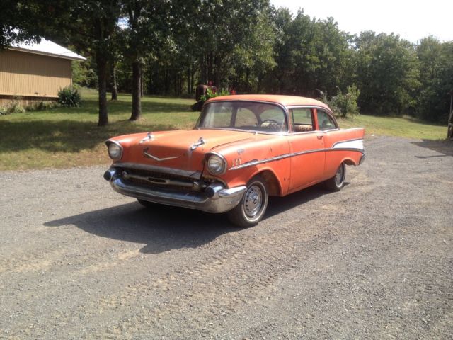 1957 white/red Chevrolet Bel Air/150/210 Sedan