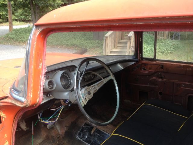 1957 white/red Chevrolet Bel Air/150/210 Sedan