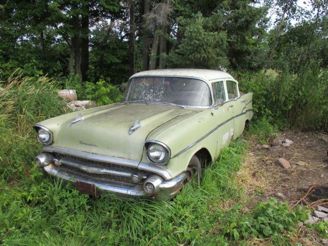 1957 Chevrolet Bel Air/150/210