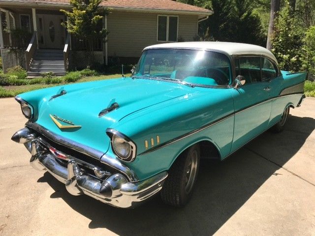 1957 Tropical Turquoise Chevrolet Bel Air/150/210