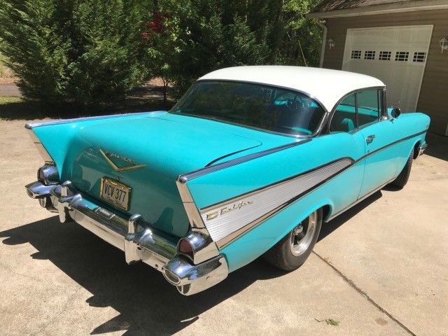 1957 Tropical Turquoise Chevrolet Bel Air/150/210