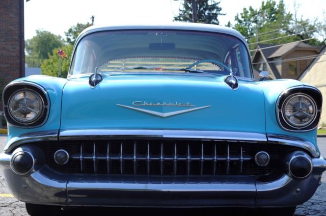 1957 Turquoise Chevrolet Bel Air/150/210