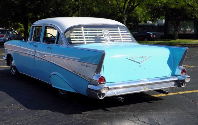 1957 Turquoise Chevrolet Bel Air/150/210