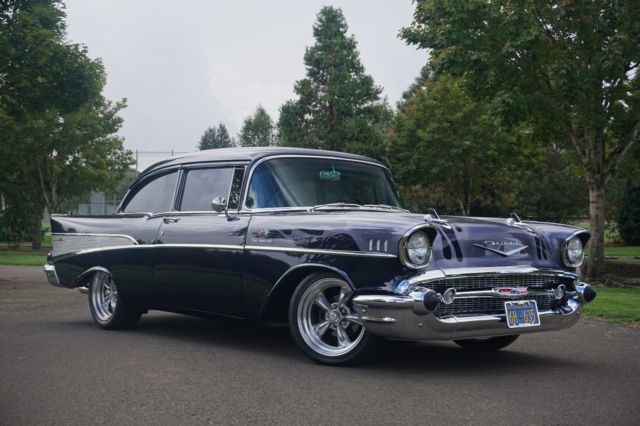 1957 Blue Chevrolet Bel Air/150/210 Sedan