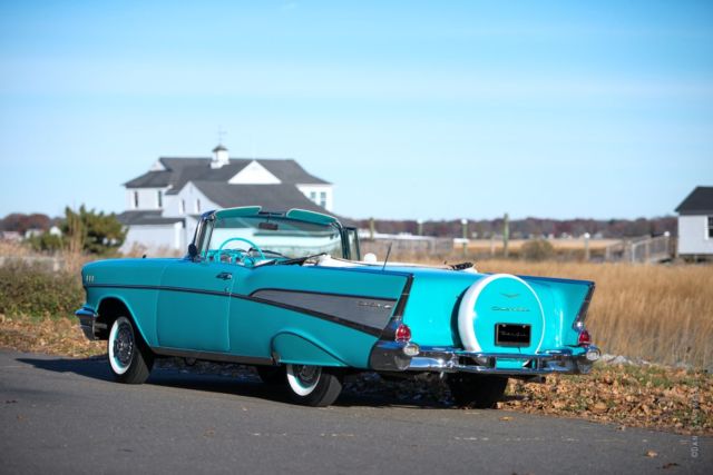1957 Blue Chevrolet Bel Air/150/210 Convertible