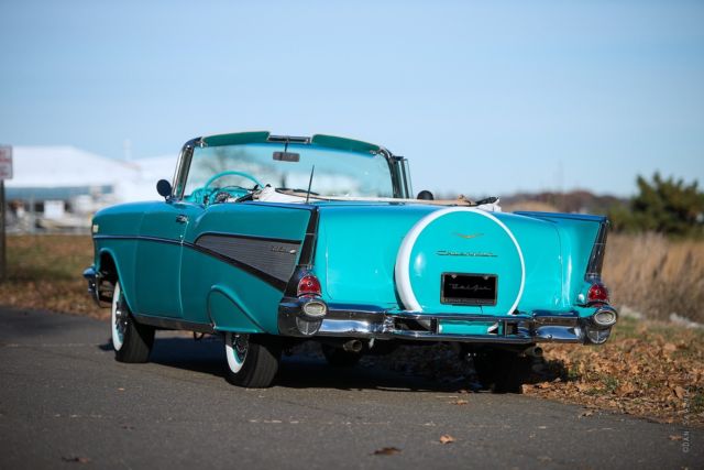 1957 Blue Chevrolet Bel Air/150/210 Convertible
