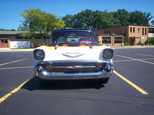 1957 Gloss black with custom old school flames Chevrolet Bel Air/150/210