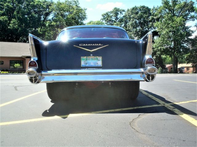 1957 Gloss black with custom old school flames Chevrolet Bel Air/150/210