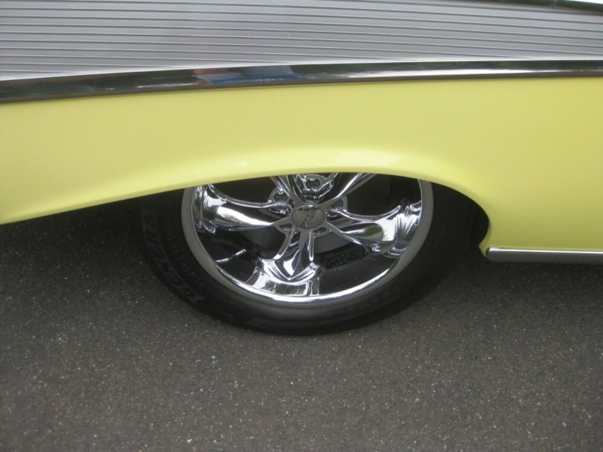 1957 Chevrolet Bel Air/150/210 Convertible