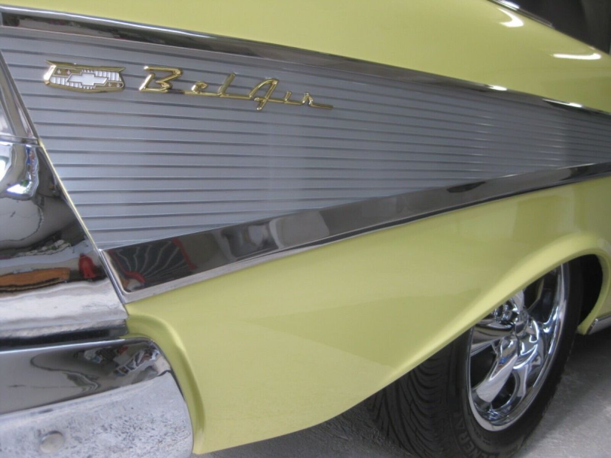 1957 Chevrolet Bel Air/150/210 Convertible