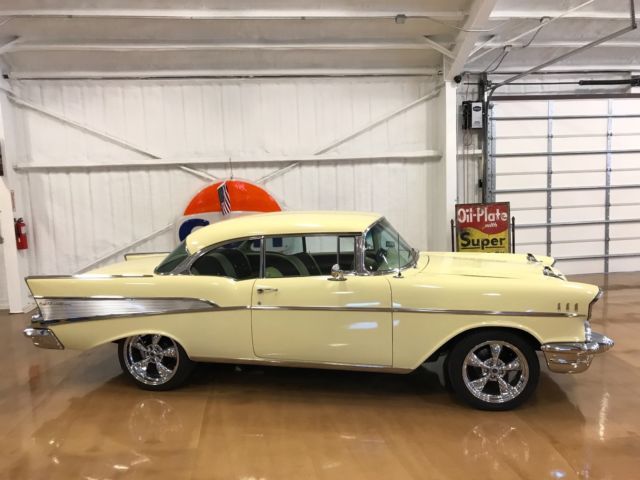 1957 Colonial Creme Chevrolet Bel Air/150/210 Coupe