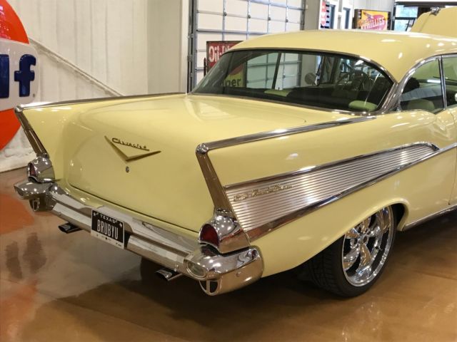 1957 Colonial Creme Chevrolet Bel Air/150/210 Coupe