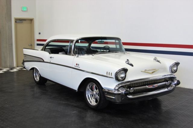 1957 White Chevrolet Bel Air/150/210 Hardtop