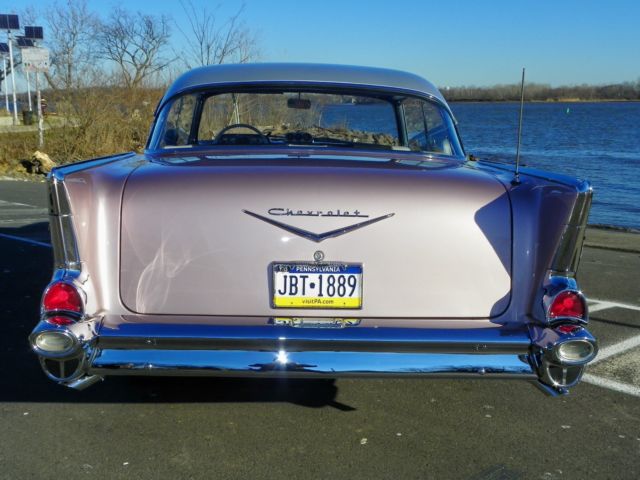 1957 Dusk Pearl / top silver Chevrolet Bel Air/150/210 Sport Coupe