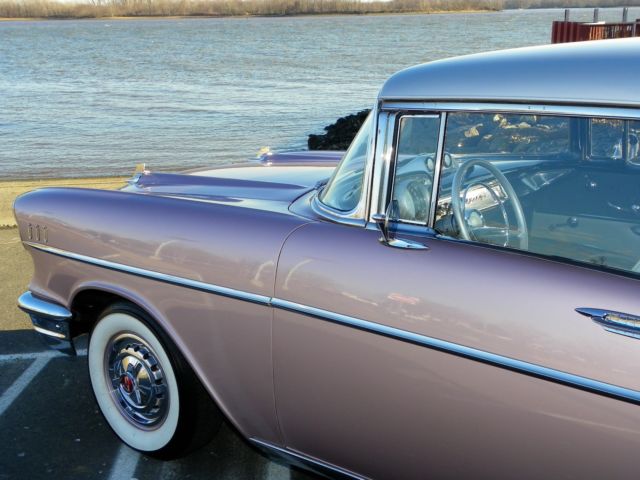1957 Dusk Pearl / top silver Chevrolet Bel Air/150/210 Sport Coupe