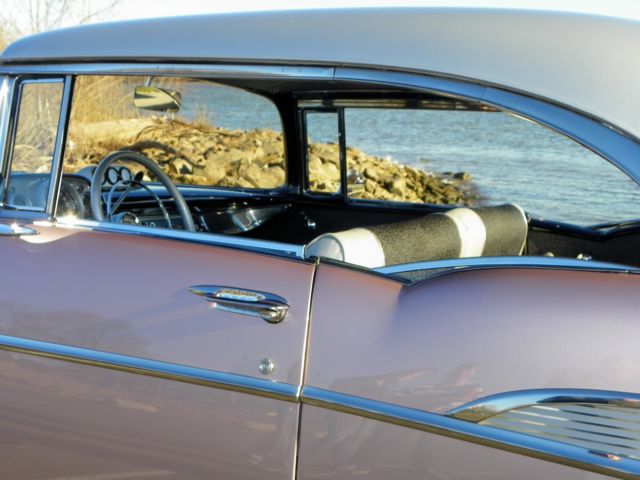 1957 Dusk Pearl / top silver Chevrolet Bel Air/150/210 Sport Coupe