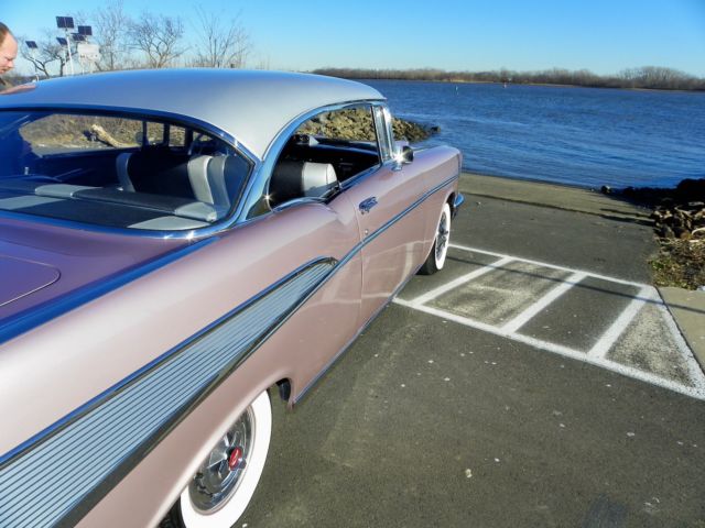 1957 Dusk Pearl / top silver Chevrolet Bel Air/150/210 Sport Coupe